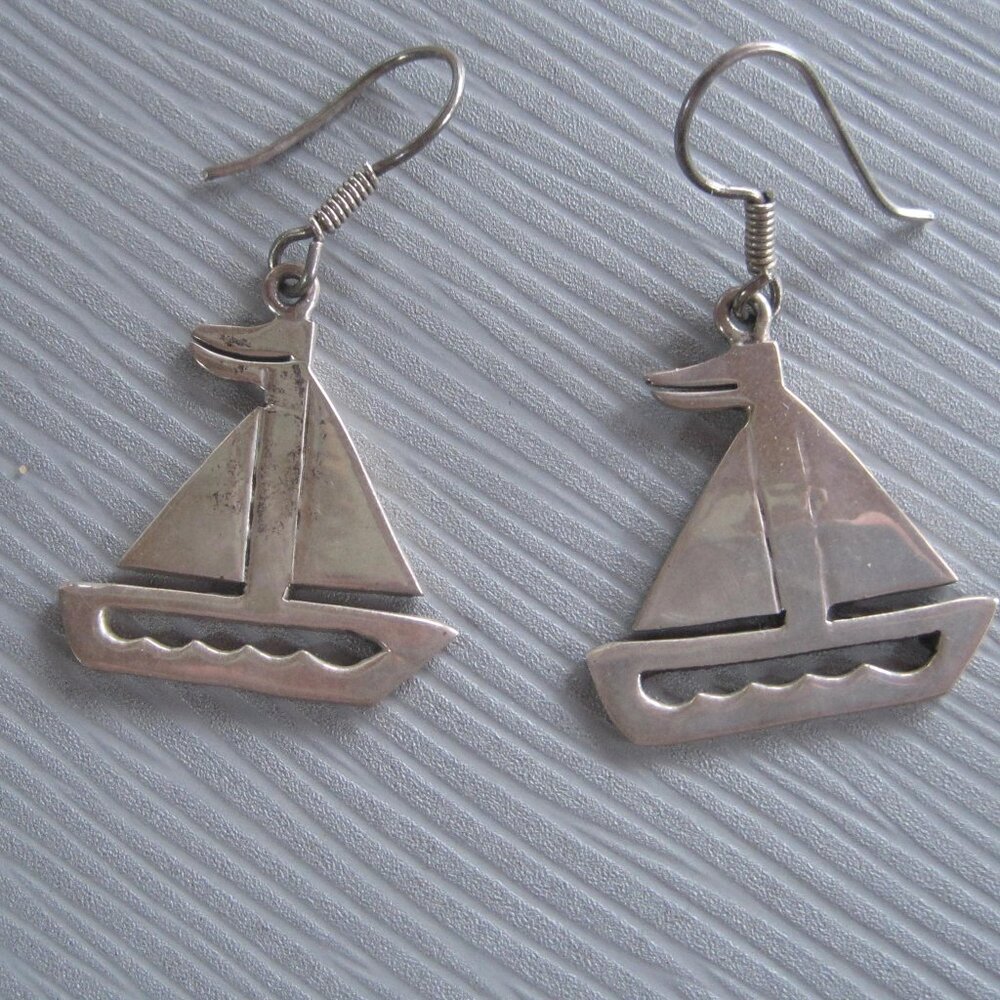 Vintage Sterling Silver 925 Sailboat Dangle Hook Earrings from Mexico